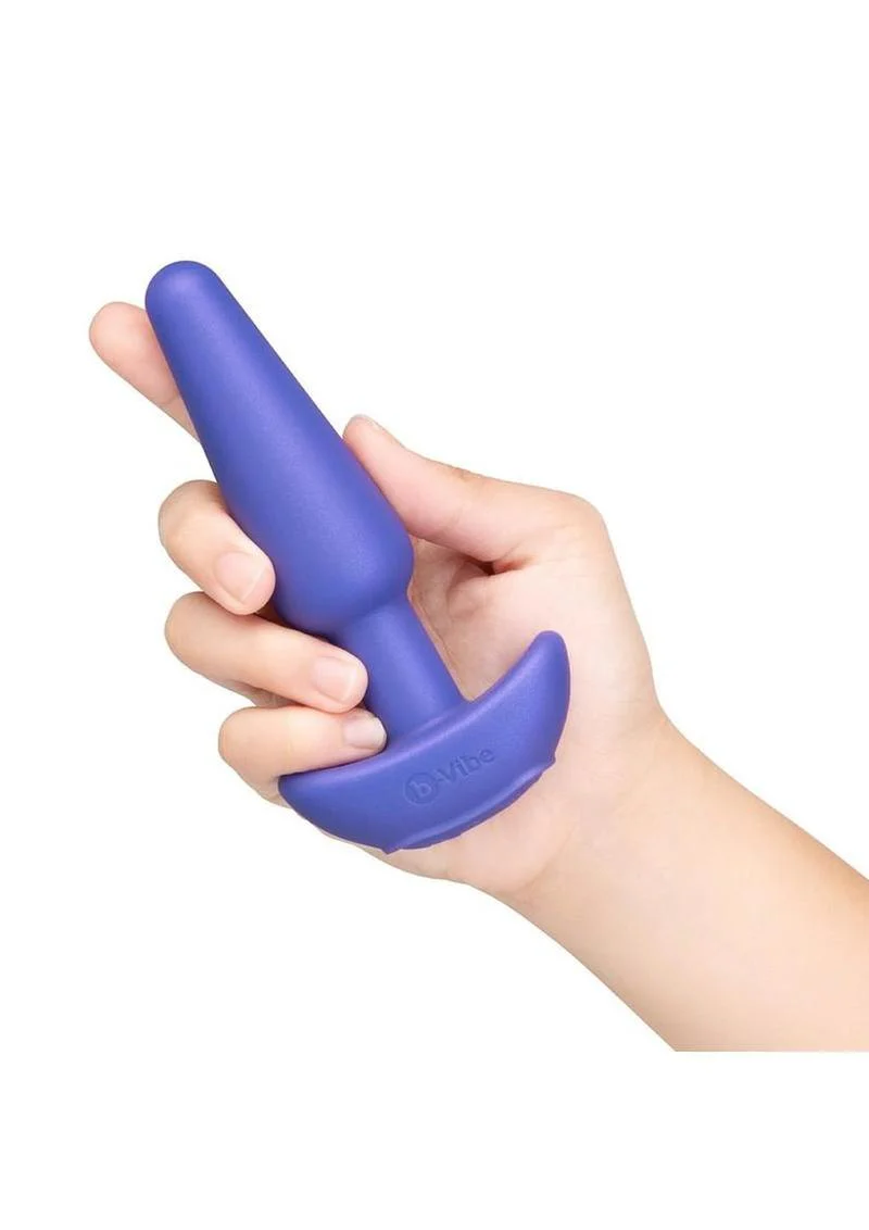 B-Vibe Shake Slimline Vibrating Silicone Anal Plug - Image 4