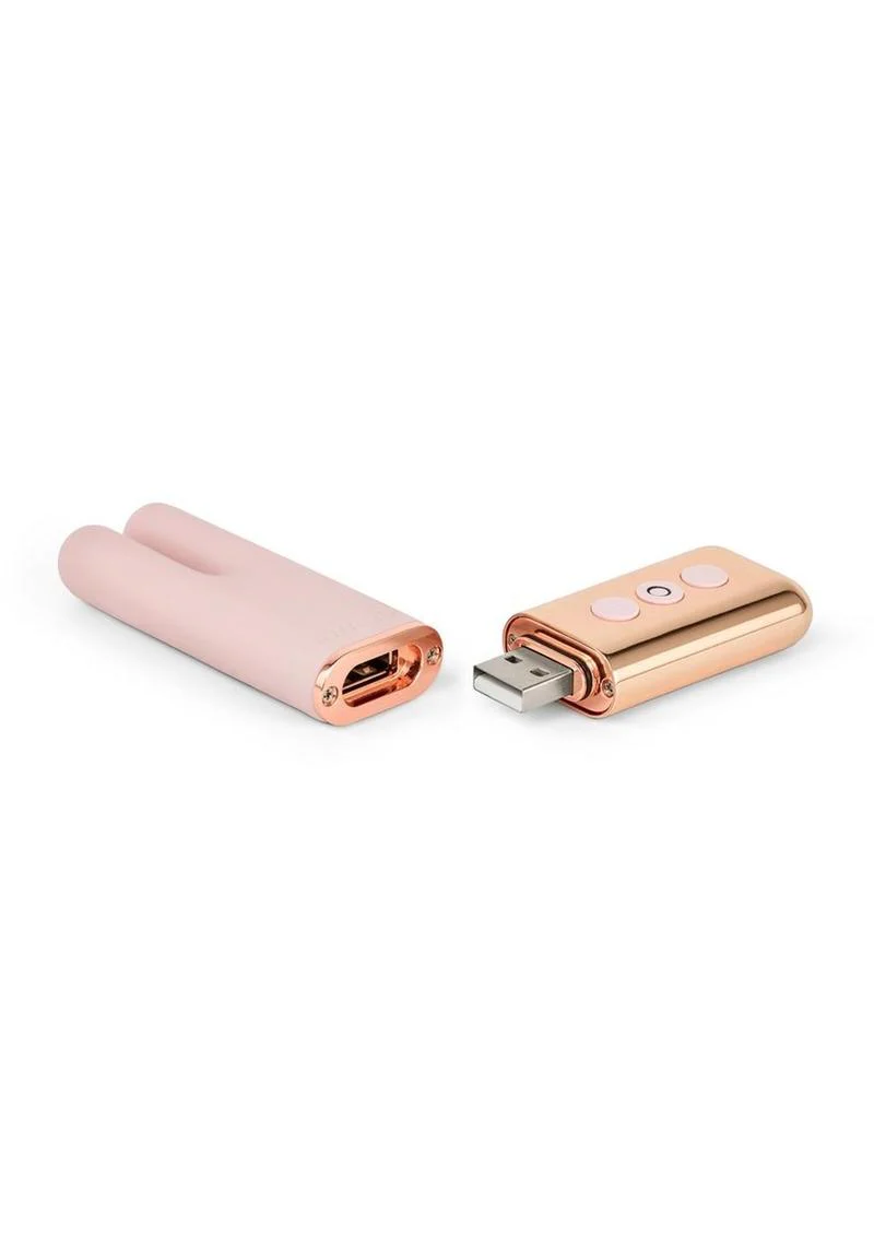 Le Wand Deux Silicone Rechargeable Dual Vibrator - Image 5