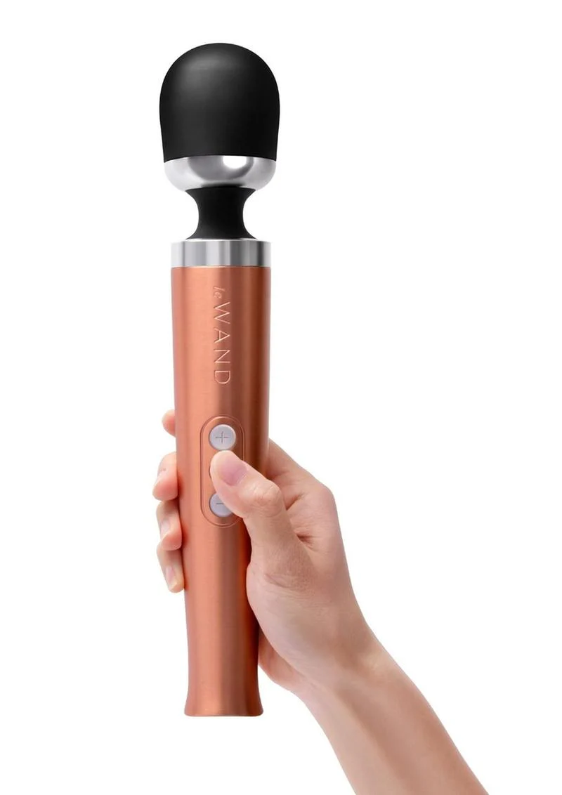 Le Wand Diecast Petite Rechargeable Massager - Image 7