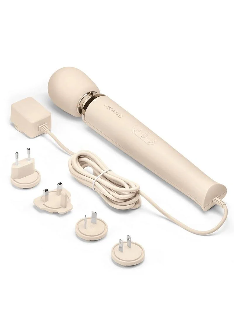 Le Wand Plugin Vibrating Massager - Image 10