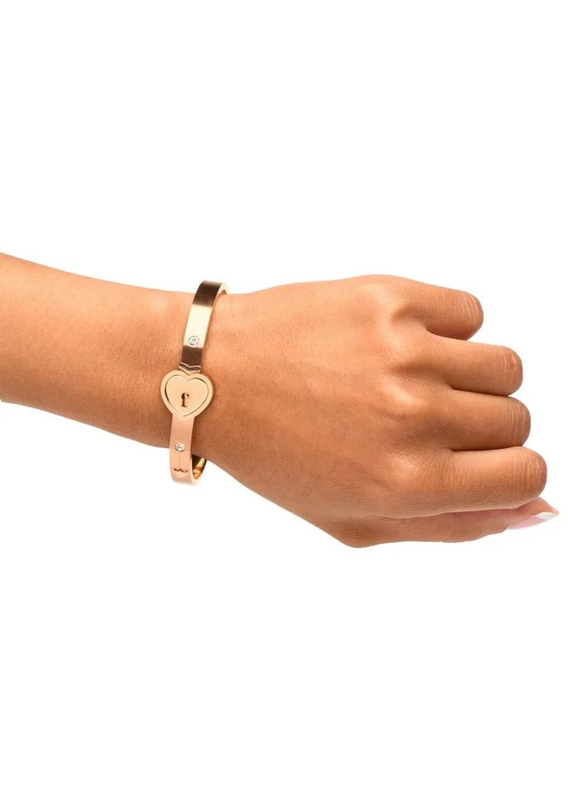 Ms Cuffed Locking Bracelet Necklace - Image 4
