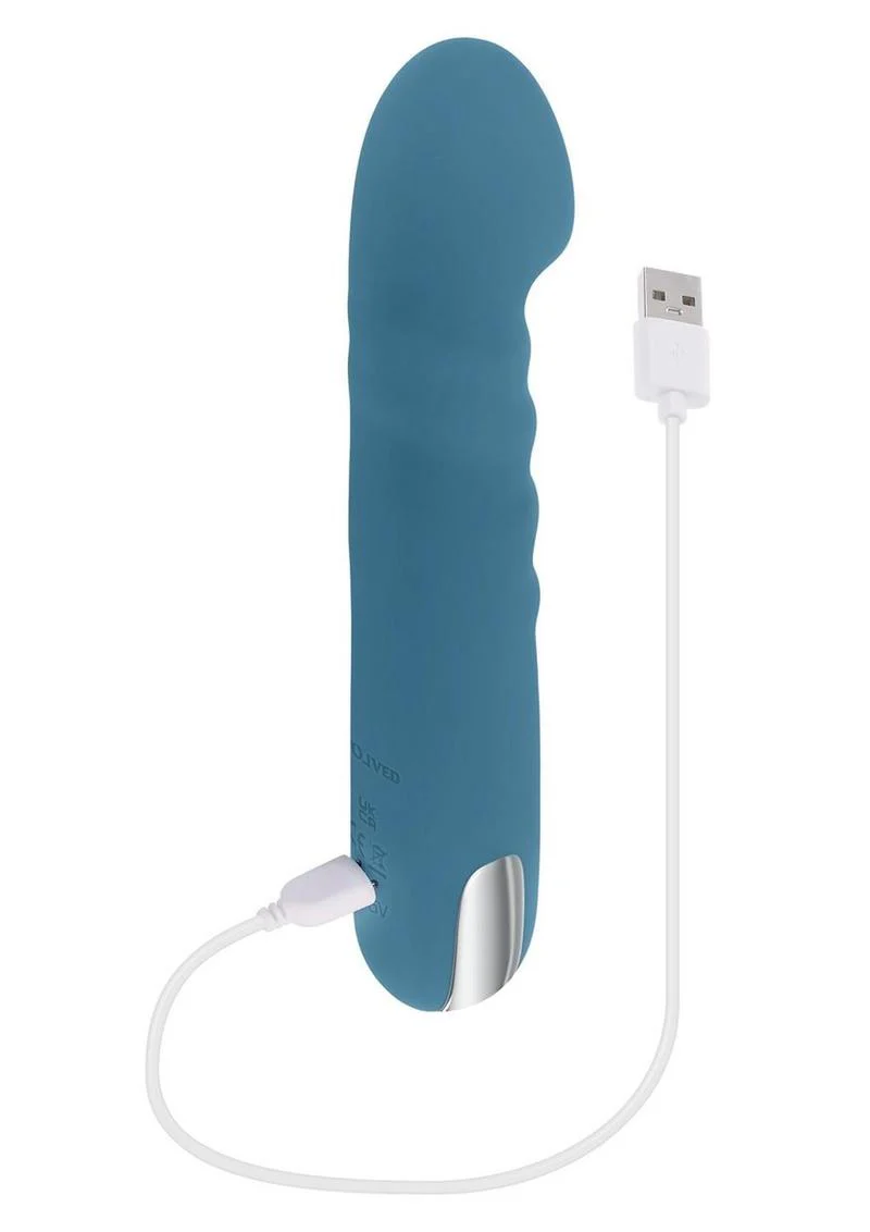 Queen Of All Trades - Rechargeable Silicone Dual Vibrator - Image 4