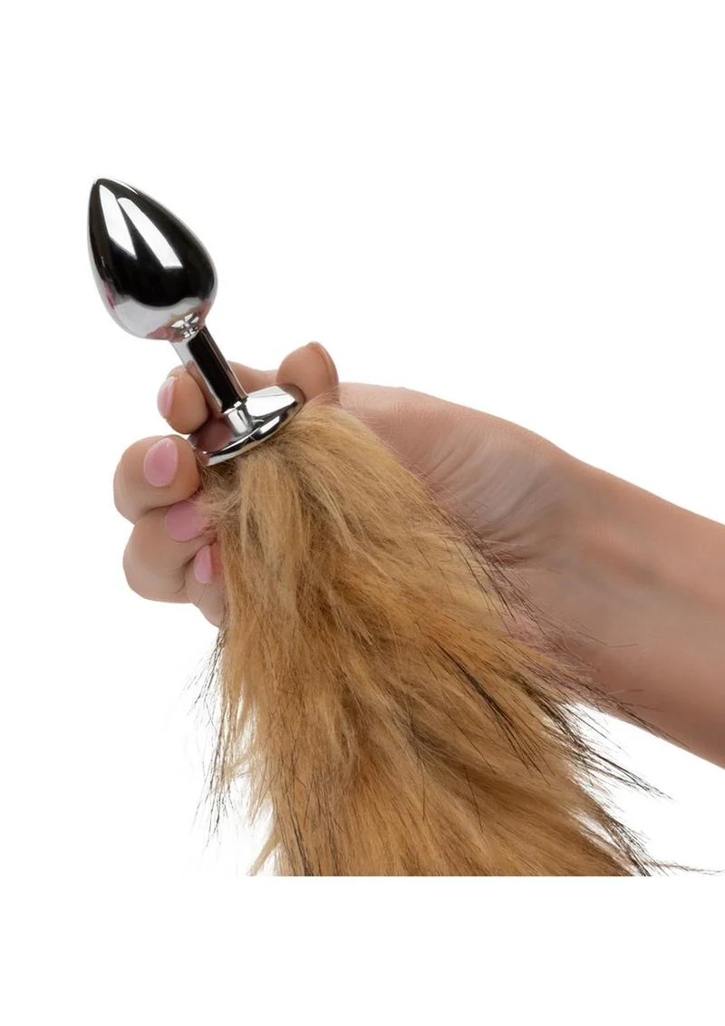 Running Wild Faux Fur Tail and Metallic Anal Plug - Image 8