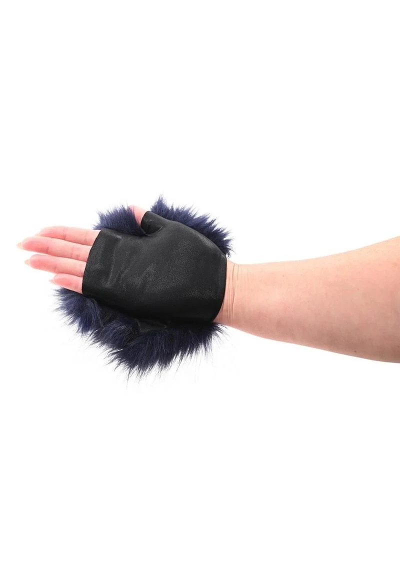 Sex and Mischief Cougar Spiked Sensory Glove - Image 3